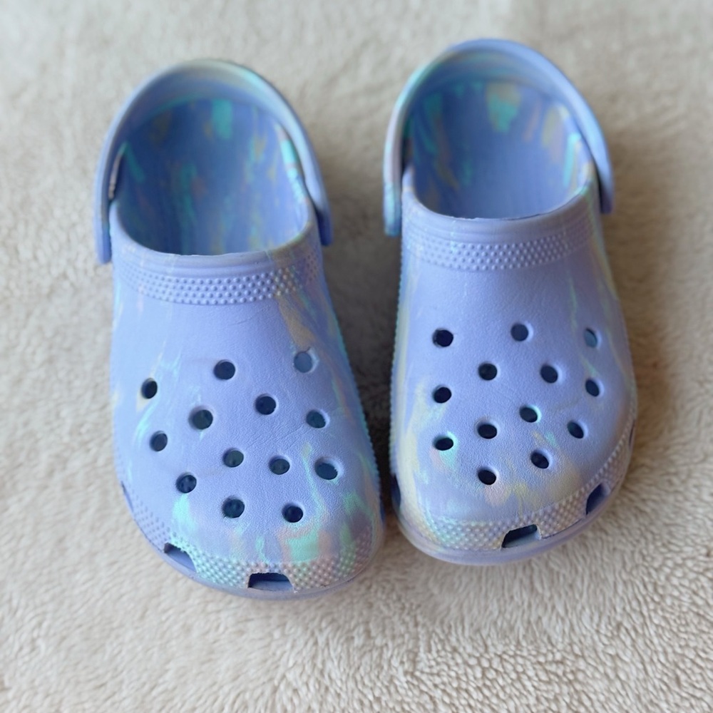CROCS Kids Clogs in Blue and Purple Marbled Tie-Dye